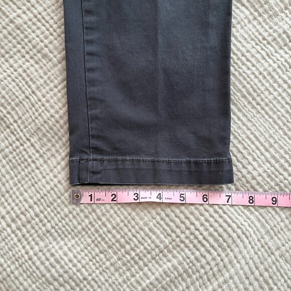 Banana Republic Slim Lived-In Chino - Men's 34x32 - Flint Gray - Picture 9 of 11